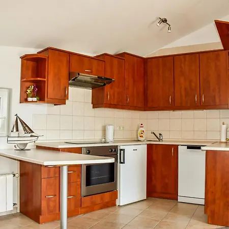 Apartament Zanic *